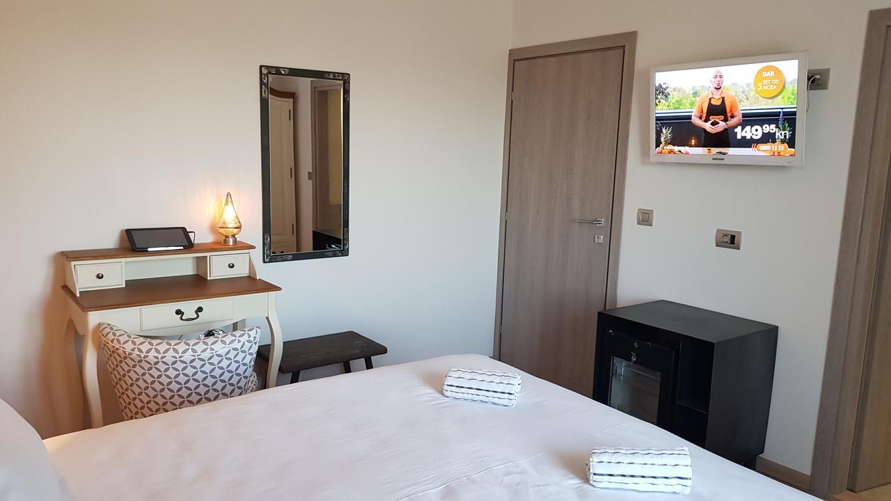 Boutique Rooms Luna Умаг Экстерьер фото