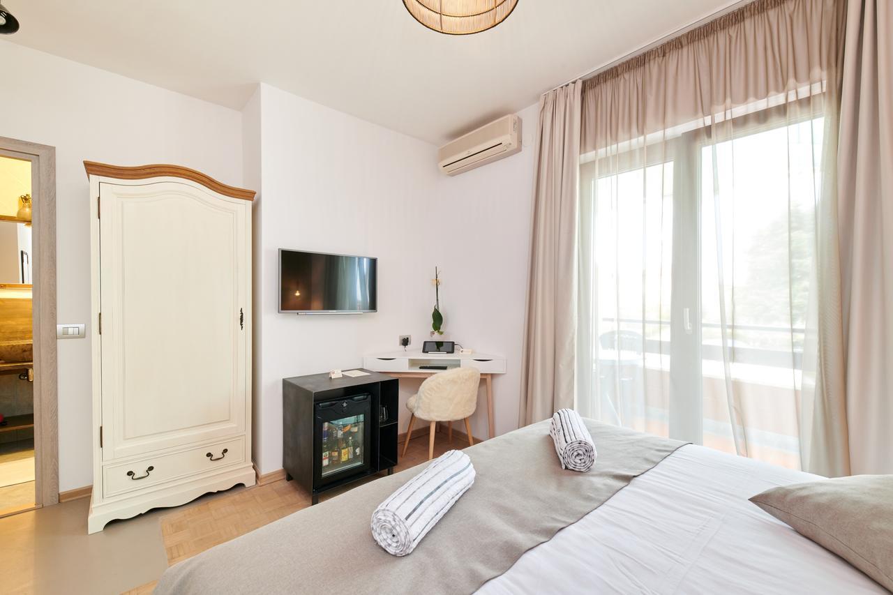 Boutique Rooms Luna Умаг Экстерьер фото